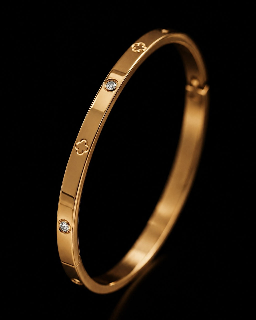 Clovera Bangle