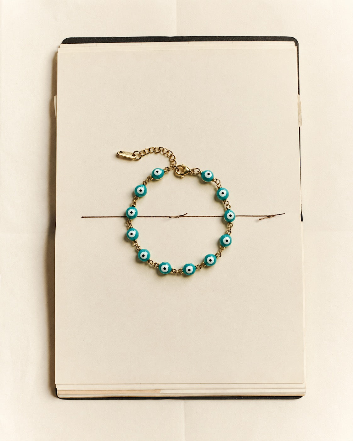 Eye Bracelet in Capri