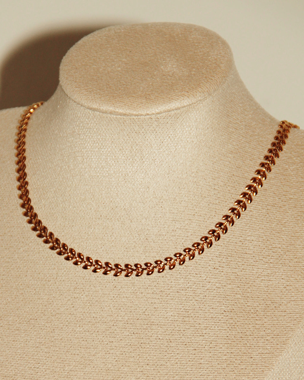 Frond Necklace