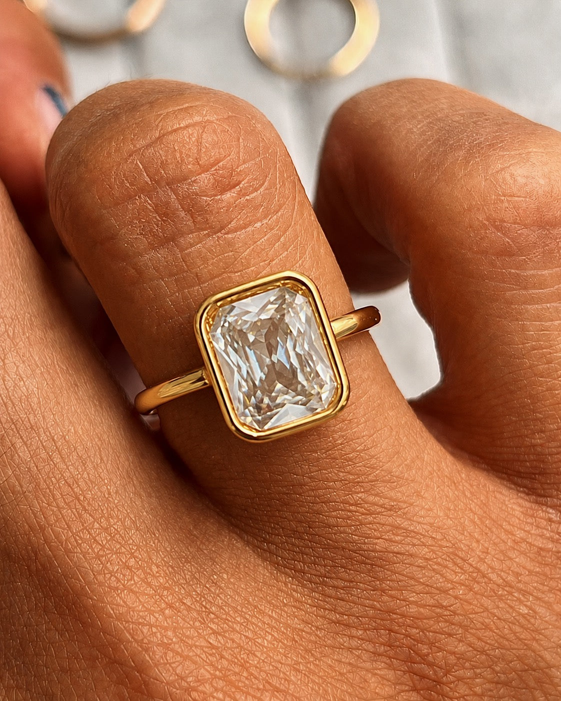 Silhouette Ring