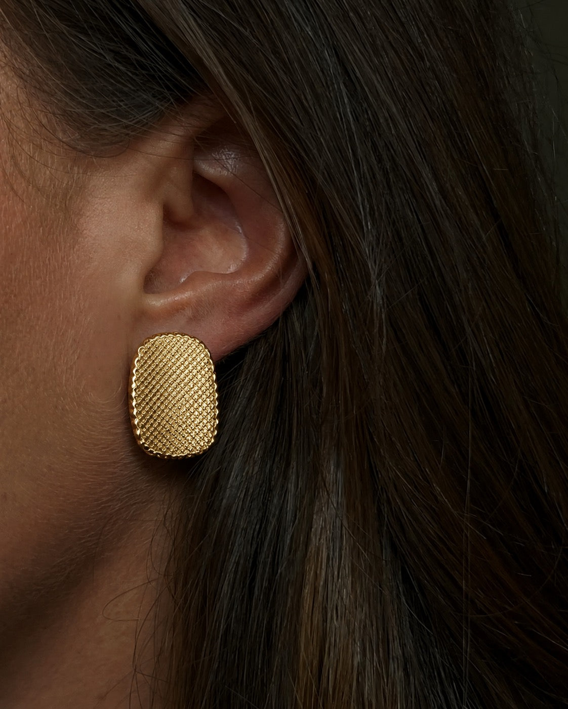 Woven Studs
