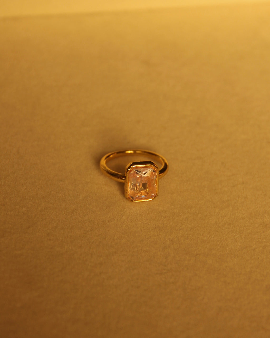 Silhouette Ring